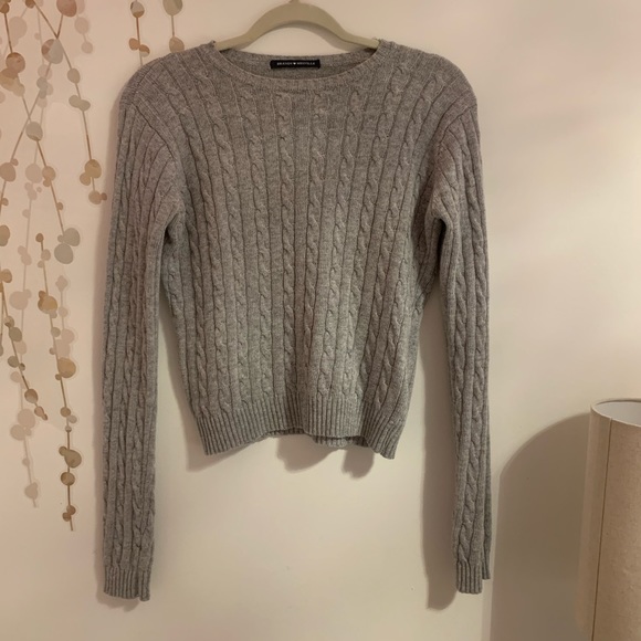 ⭐️BRANDY MELVILLE GREY KNITTED SWEATER - Picture 10 of 12